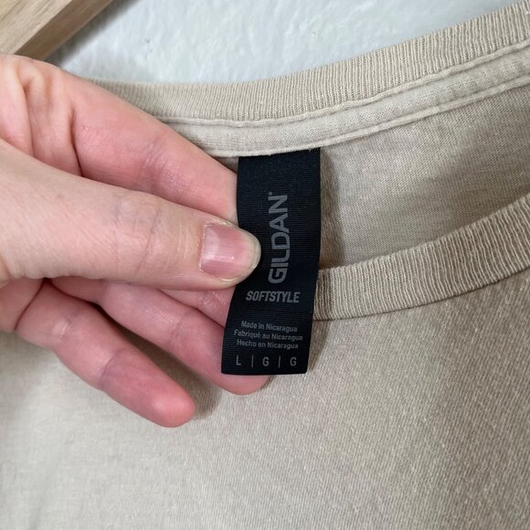 Karma Is A Cat Swiftie Graphic T-Shirt Size Large - Picture 6 of 6